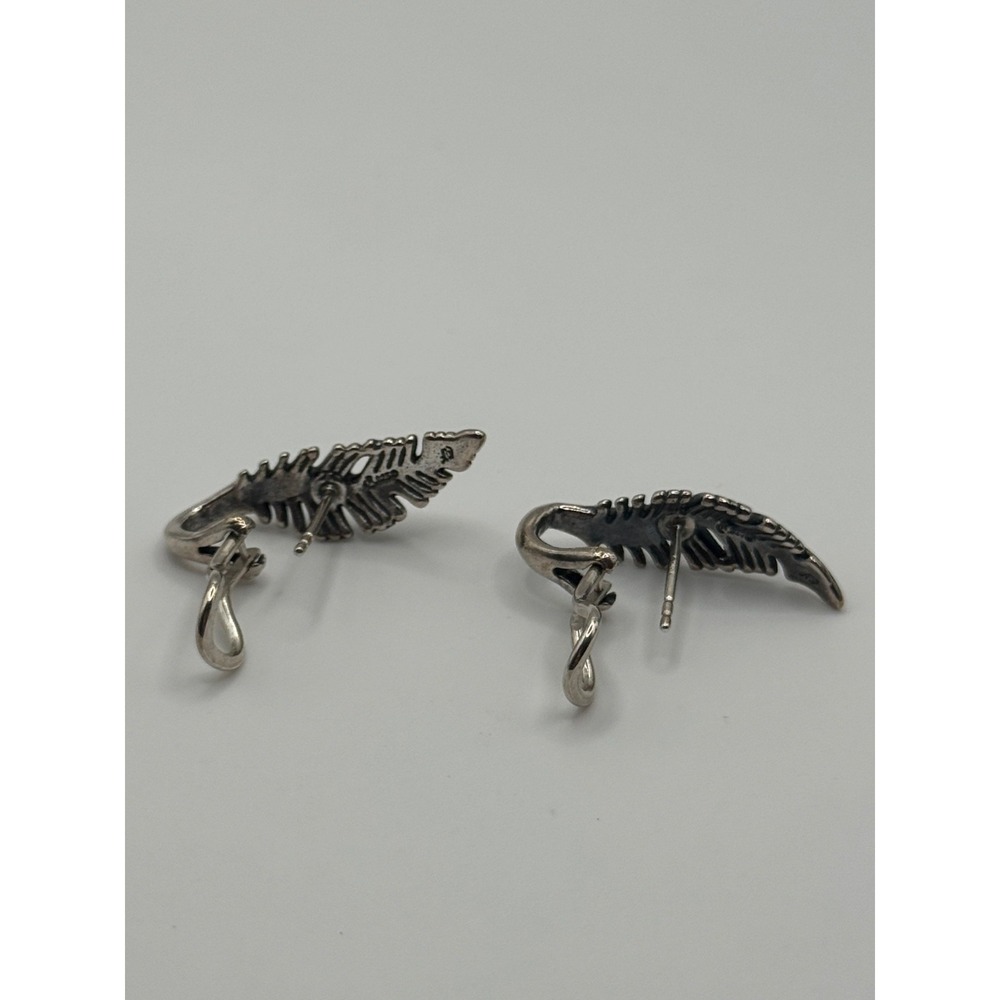 American West Carolyn Pollack Sterling Silver Feather Pierced Earrings - Picture 9 of 10
